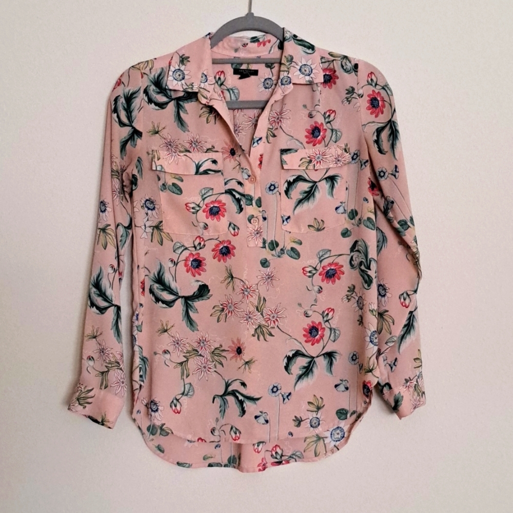 Ann Taylor Petite Floral Long Sleeve Shirt size XSP